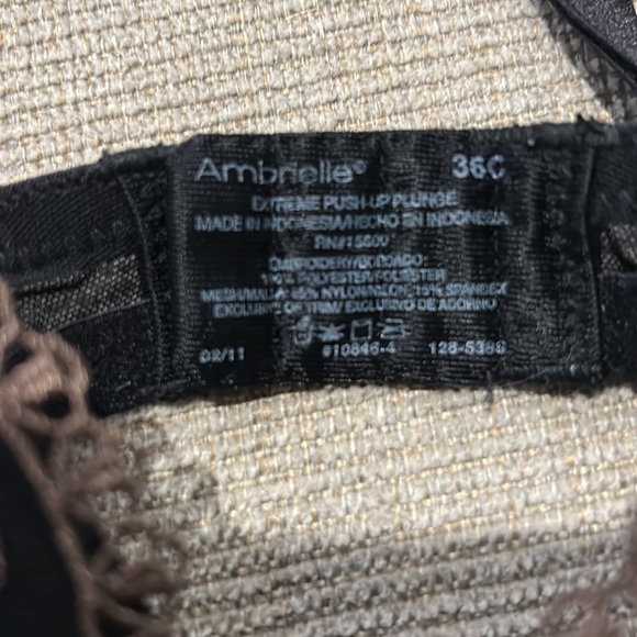 Ambrielle Black push- up bra size 36C - Picture 3 of 5